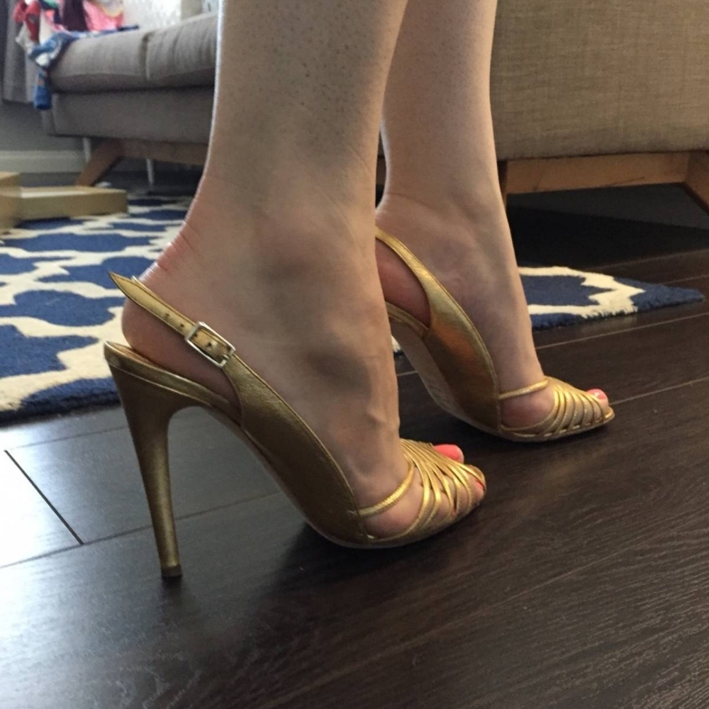 Sergio Rossi gold sandals 7.5